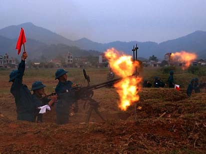 Diễn tập chống địch đổ bộ đảo Lý Sơn Diễn tập chống địch đổ bộ đảo Lý Sơn