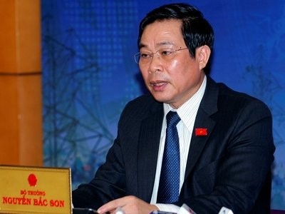 Bộ trưởng Nguyễn Bắc Son nói về các trang mạng ‘trắng đen lẫn lộn’ Bộ trưởng Nguyễn Bắc Son nói về các trang mạng ‘trắng đen lẫn lộn’