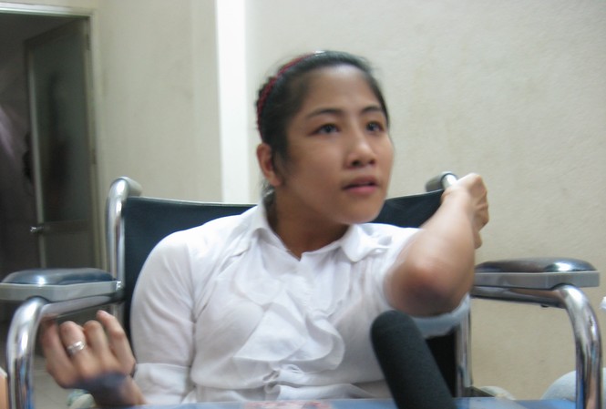 Thi đại học trên xe lăn Thi đại học trên xe lăn