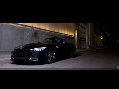 BMW Z4 độ theo phong cách Nike Golf BMW Z4 độ theo phong cách Nike Golf