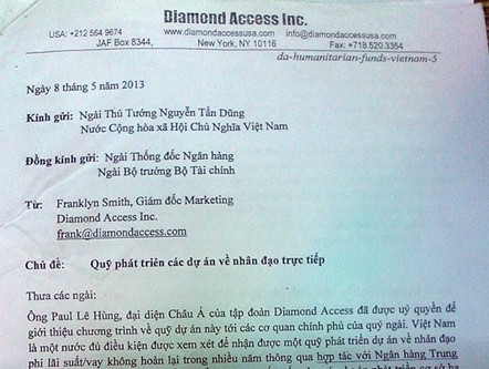 Thực hư một Việt kiều muốn viện trợ 3.000 tỷ Bộ “hồ sơ” giới thiệu về gói viện trợ không hoàn lại trị giá 10 tỉ USD
gồm thư ngỏ và các nguyên tắc tiếp nhận vốn khá kỳ quặc.