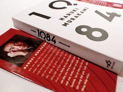 Haruki Murakami: Kể mới những chuyện chưa bao giờ cũ Cuốn 1Q84, tập đầu tiên trong bộ 3 tập, bản tiếng Việt Ảnh: Mi Ly