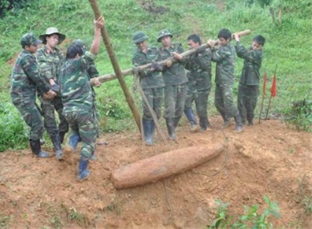 Hóa giải quả bom nặng trên 250 kg Hóa giải quả bom nặng trên 250 kg