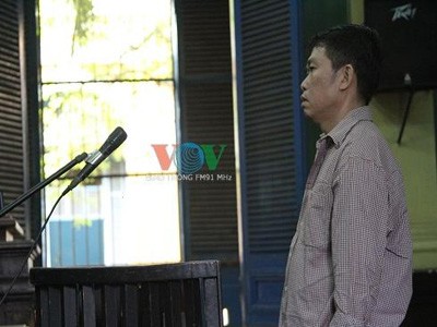 Bị kịch gia đình vì chuyện ‘Ông ăn chả, bà ăn nem’ Bị kịch gia đình vì chuyện ‘Ông ăn chả, bà ăn nem’