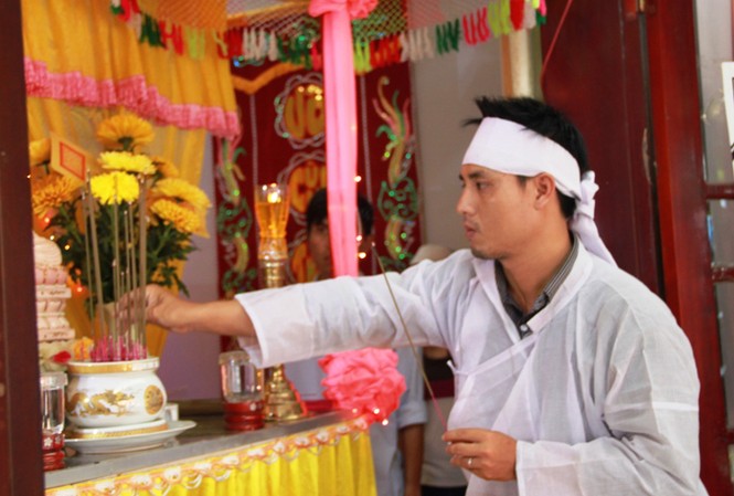 Chồng tương lai của nữ sinh bị thiêu sống trải lòng Chồng tương lai của nữ sinh bị thiêu sống trải lòng