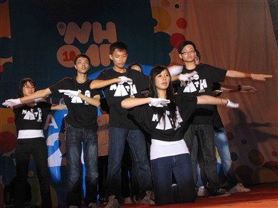 Chùm ảnh : 'Ngày hội anh tài 2010' trường Amsterdam Chùm ảnh : 'Ngày hội anh tài 2010' trường Amsterdam