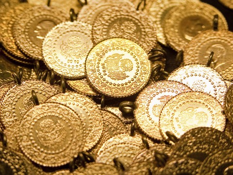 Giá vàng trong nước giảm, tỷ giá USD lại tăng Giá vàng trong nước giảm, tỷ giá USD lại tăng