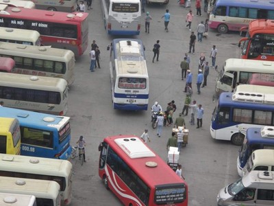 Hà Nội bất lực với xe khách xuyên tâm Hà Nội bất lực với xe khách xuyên tâm