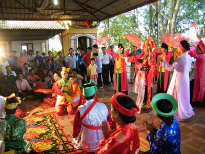 Thanh đồng Hà Nội liên hoan Thanh đồng Hà Nội liên hoan