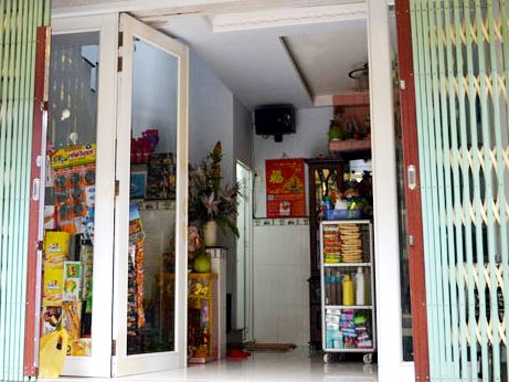 Nghi án nữ sinh lớp chín bị giết vì đeo vàng giả Nghi án nữ sinh lớp chín bị giết vì đeo vàng giả