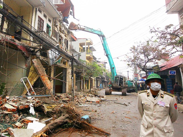 Thanh tra xây dựng hết thời 'lấn sân' Thanh tra xây dựng hết thời 'lấn sân'