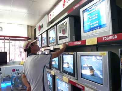 Truyền hình trả tiền: Không thể một mình một chợ Truyền hình trả tiền: Không thể một mình một chợ