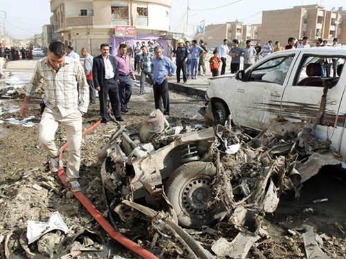 Đánh bom đẫm máu ở Iraq, gần 200 người thương vong Đánh bom đẫm máu ở Iraq, gần 200 người thương vong