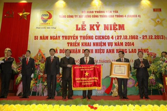 Cienco 4 nhận danh hiệu Anh hùng lao động Cienco 4 nhận danh hiệu Anh hùng lao động