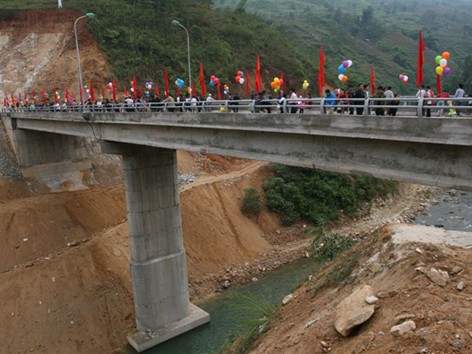 '1.000 tỷ về quê' với người nghèo '1.000 tỷ về quê' với người nghèo