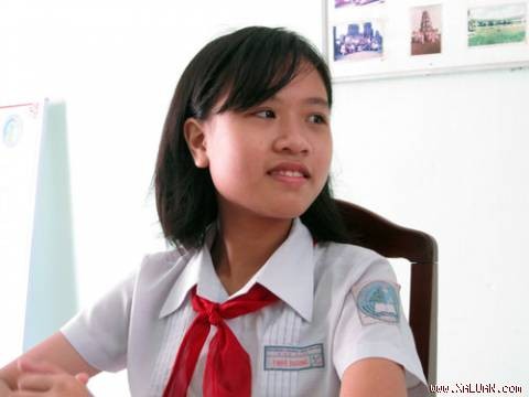 Cô bé lớp 6 hóa thân thành Thủy Tinh Cô bé lớp 6 hóa thân thành Thủy Tinh