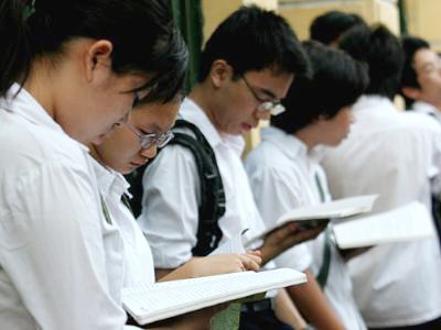 Tư vấn trực tuyến kinh nghiệm ôn và thi đại học Tư vấn trực tuyến kinh nghiệm ôn và thi đại học