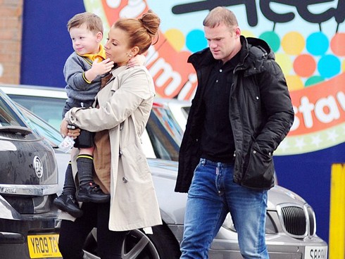 Vợ chồng Rooney sắp có em bé thứ hai Vợ chồng Rooney Coleen