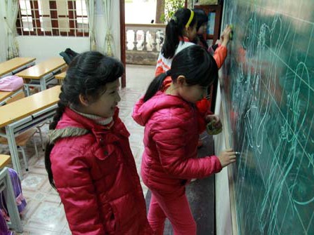 Hà Nội cho học sinh nghỉ học tránh bão Hà Nội cho học sinh nghỉ học tránh bão
