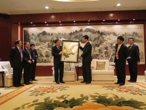 Hợp tác, giao lưu giữa TN hai nước sẽ ngày càng đi vào chiều sâu Hợp tác, giao lưu giữa TN hai nước sẽ ngày càng đi vào chiều sâu