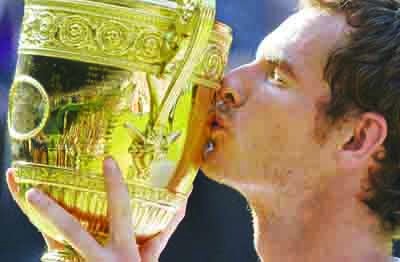 Chàng trai Lịch sử và nốt trầm tennis Anh Chàng trai Lịch sử và nốt trầm tennis Anh