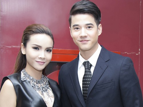 Yến Trang sexy giữa dàn sao 'Tình người duyên ma' Yến Trang sexy giữa dàn sao 'Tình người duyên ma'