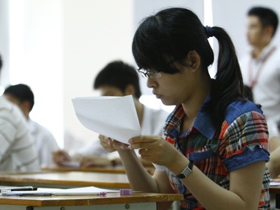 Hơn 40 trường công bố điểm:Tự nhiên, kỹ thuật cao bất thường Hơn 40 trường công bố điểm:Tự nhiên, kỹ thuật cao bất thường