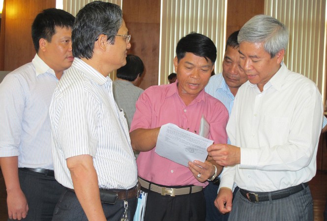 Chủ tịch Hải Phòng: 'Trảm' cán bộ hành doanh nghiệp Chủ tịch Hải Phòng: 'Trảm' cán bộ hành doanh nghiệp