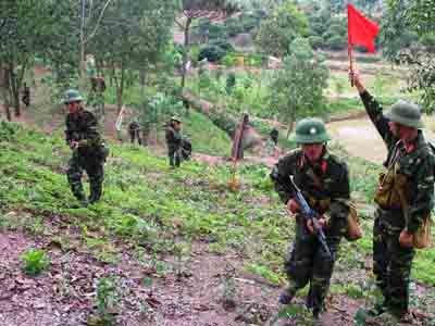 Thao trường thừa nắng, thiếu gió Thao trường thừa nắng, thiếu gió