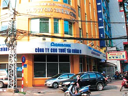 Truy tố GĐ chiếm đoạt hơn 40 tỷ đồng Truy tố GĐ chiếm đoạt hơn 40 tỷ đồng