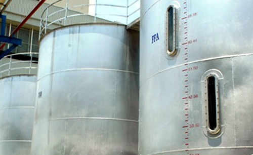 Giám đốc cùng 5 nhân viên chết ngạt trong bồn mỡ cá Bồn chứa mỡ cá tra mà các nạn nhân tử nạn bên trong.