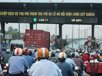 Ngộp thở vì phí BOT Ngộp thở vì phí BOT