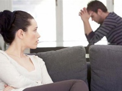 Bỏ chồng sắp cưới theo tình cũ Bỏ chồng sắp cưới theo tình cũ