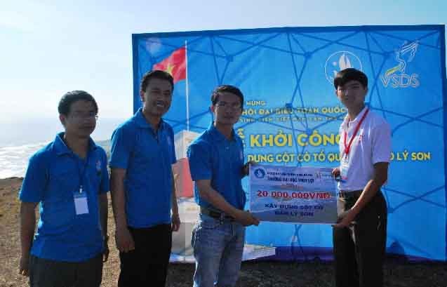 900 SV trên đảo Lý Sơn: Từ ‘trải nghiệm’ tới ‘trách nhiệm’ với Tổ quốc 900 SV trên đảo Lý Sơn: Từ ‘trải nghiệm’ tới ‘trách nhiệm’ với Tổ quốc