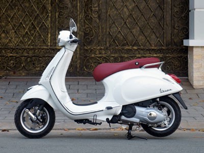 Phiêu với 'Hoa hậu' Vespa Primavera Phiêu với 'Hoa hậu' Vespa Primavera