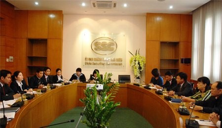 Nhà đầu tư Việt Nam đứng thứ 3 trên thị trường chứng khoán Lào Nhà đầu tư Việt Nam đứng thứ 3 trên thị trường chứng khoán Lào