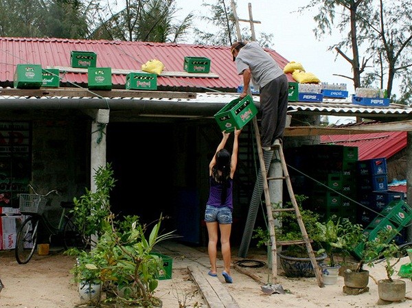 Di dân tránh siêu bão Haiyan quy mô lớn chưa từng thấy Di dân tránh siêu bão Haiyan quy mô lớn chưa từng thấy