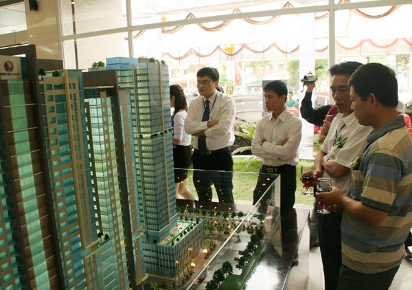 Hỗ trợ lãi suất, nhà đất vòng vèo giảm giá Hỗ trợ lãi suất, nhà đất vòng vèo giảm giá