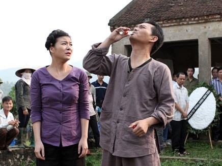 Trung Hiếu thay Hồng Sơn đóng ‘Ma làng 2’ Trung Hiếu thay Hồng Sơn đóng ‘Ma làng 2’