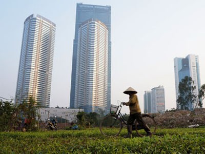 Dưới bóng toà nhà Keangnam cao nhất nước Dưới bóng toà nhà Keangnam cao nhất nước