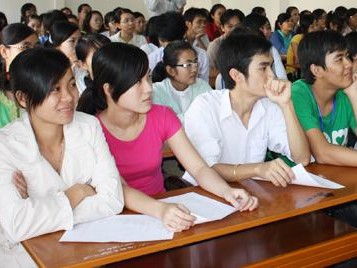 Sẽ cắt giảm còn 300 sinh viên/vạn dân Sẽ cắt giảm còn 300 sinh viên/vạn dân