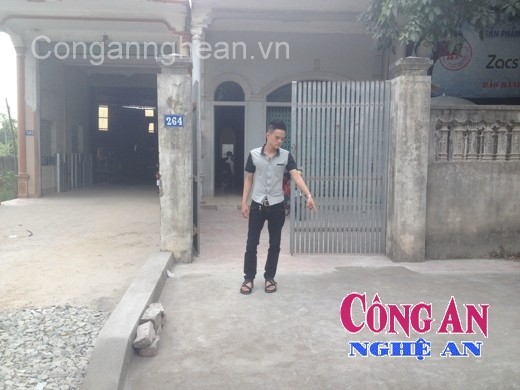 Xung quanh vụ giám đốc dọa bắn hàng xóm Xung quanh vụ giám đốc dọa bắn hàng xóm