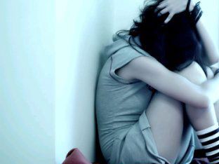 Thiếu nữ thản nhiên kể 'chung chạ' với người không biết tên Thiếu nữ thản nhiên kể 'chung chạ' với người không biết tên