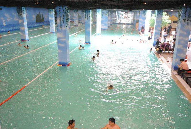 Khai trương cụm bể bơi trong nhà lớn nhất Việt Nam Khai trương cụm bể bơi trong nhà lớn nhất Việt Nam