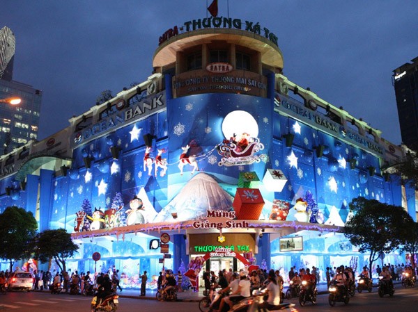 'Thắp sáng đêm giáng sinh' 'Thắp sáng đêm giáng sinh'