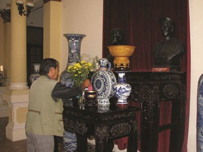 Cậu bé chăn trâu trở thành đại điền chủ giàu nhất Nam Kỳ Cậu bé chăn trâu trở thành đại điền chủ giàu nhất Nam Kỳ