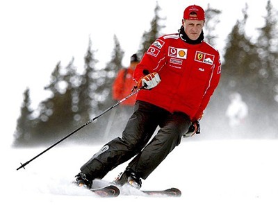 Huyền thoại đua xe F1 Schumacher bị tai nạn Huyền thoại đua xe F1 Schumacher bị tai nạn