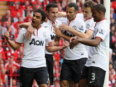 Van Persie nổ súng, M.U hạ gục Liverpool Van Persie nổ súng, M.U hạ gục Liverpool