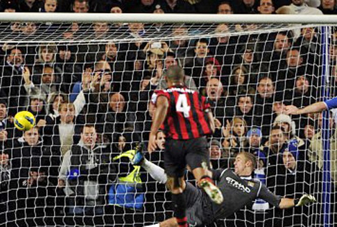 Chelsea buộc Man City nếm trái đắng Chelsea buộc Man City nếm trái đắng