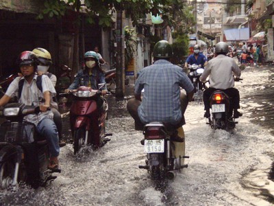 Miền Bắc lại mưa, TPHCM triều cường nặng Miền Bắc lại mưa, TPHCM triều cường nặng
